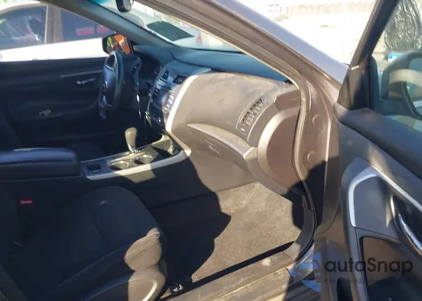 2015 Nissan Altima 2.5 Sv from USA, damaged, VIN 1N4AL3AP5FC468862